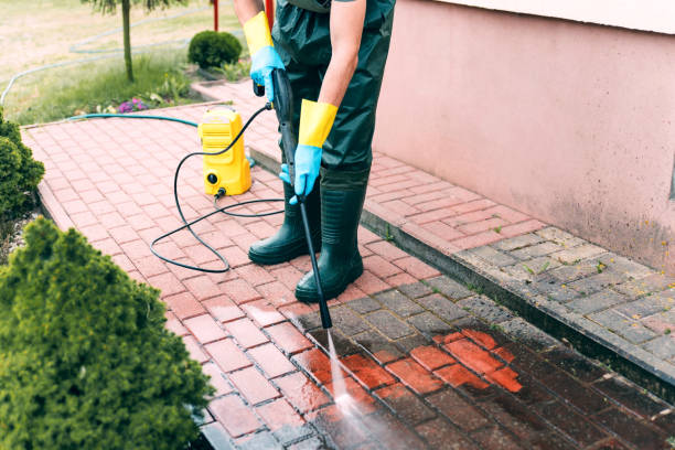 Professional Pressure Washing Services in Fairview, CA